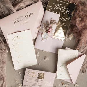 Mirror gold Wedding Invitations, Elegant Blush Pink Wedding Cards, Glamour Acrylic Wedding Invites, Clear Plexi Wedding Invitation Suite